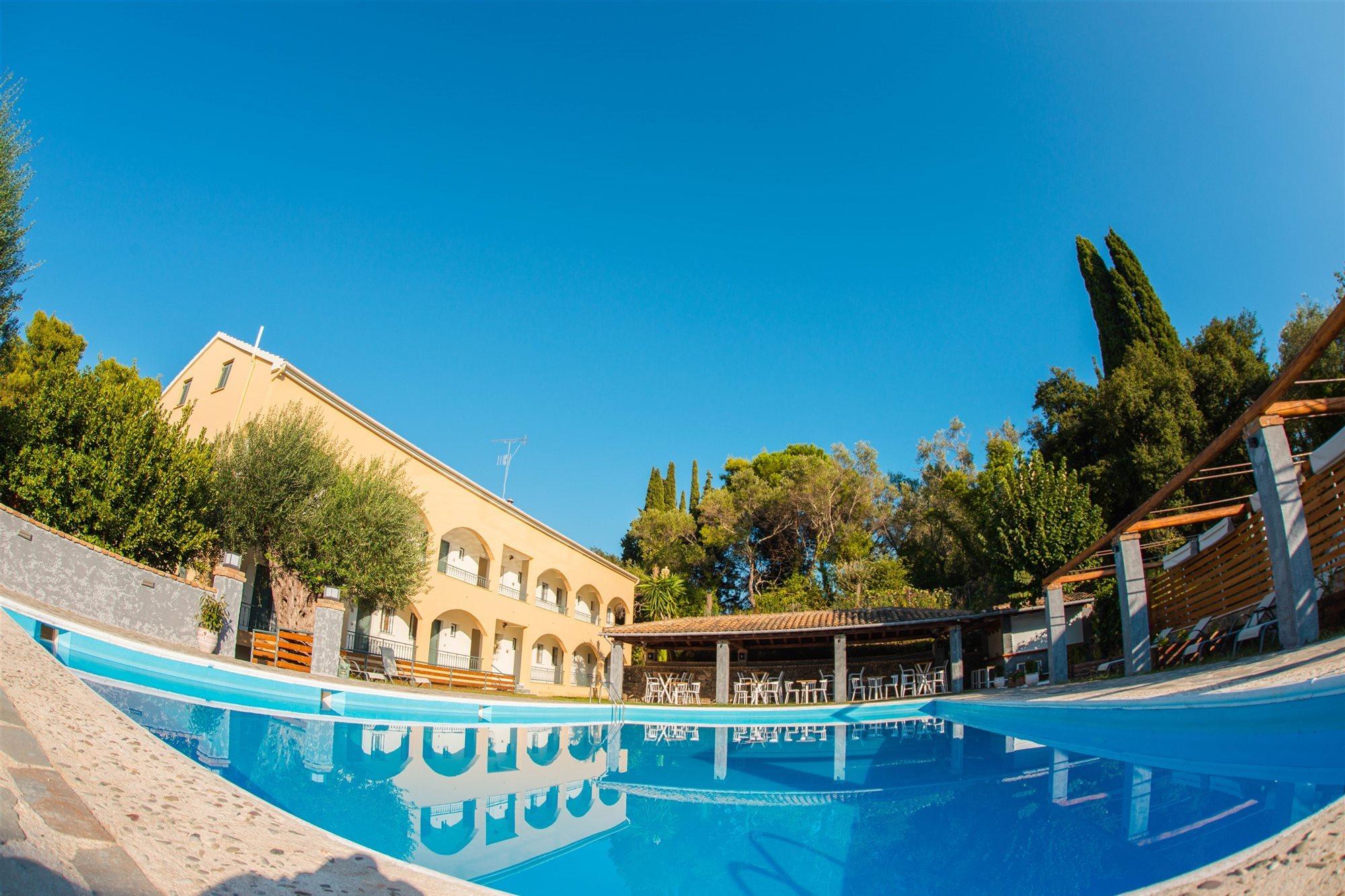 Villa Karmar Hotel Apartments Dassiá Exteriér fotografie